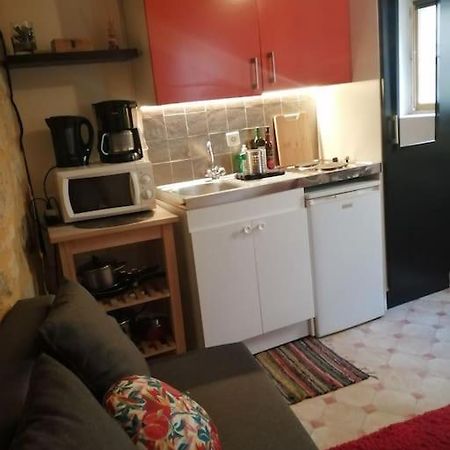 Petit Studio Au Coeur D'Uzes Διαμέρισμα Εξωτερικό φωτογραφία